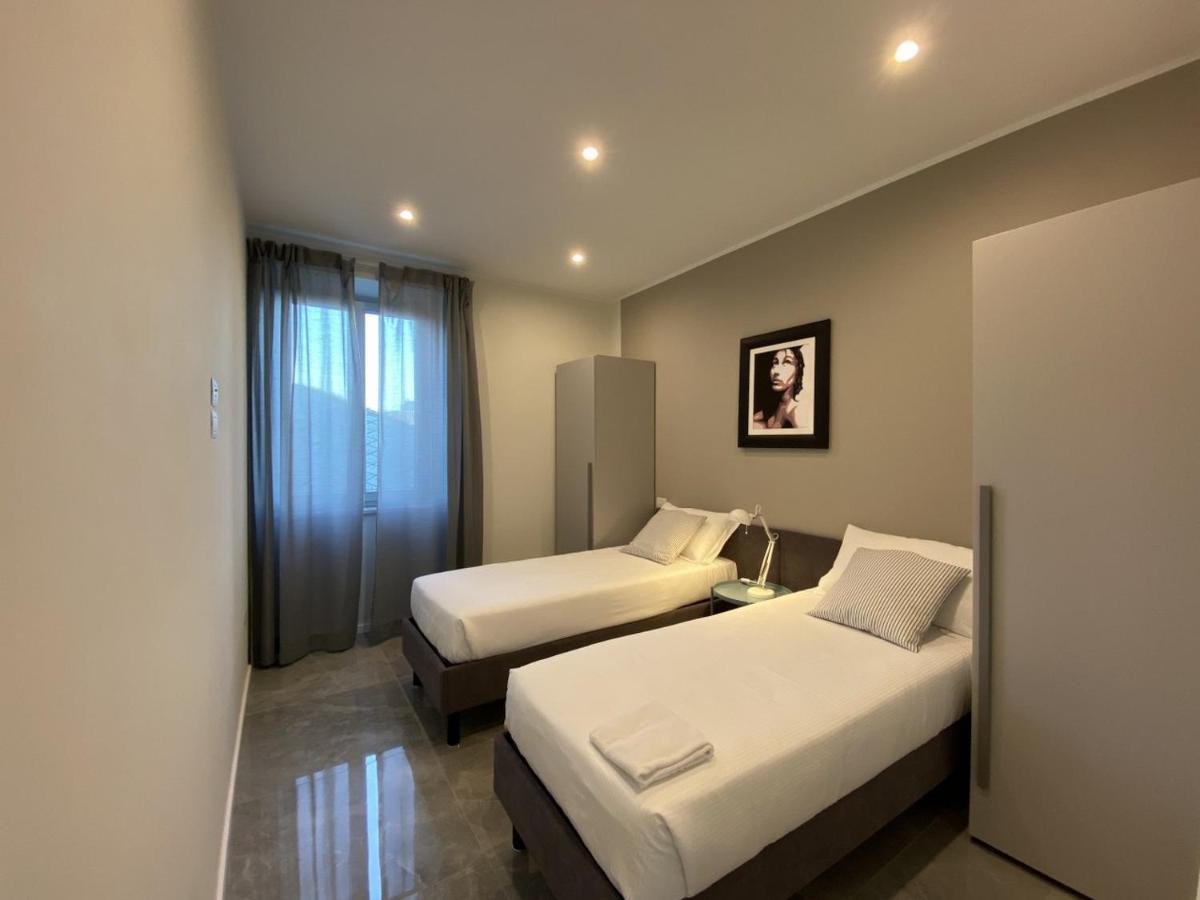 Casa Vacanze Residence Ideale Suites And Apartments 阿拉西奥 外观 照片