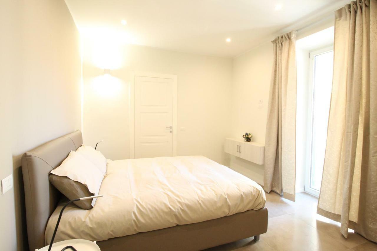 Casa Vacanze Residence Ideale Suites And Apartments 阿拉西奥 外观 照片